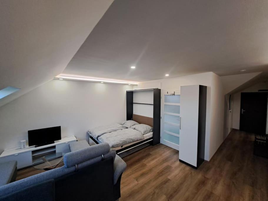 Апартаменти Moulis